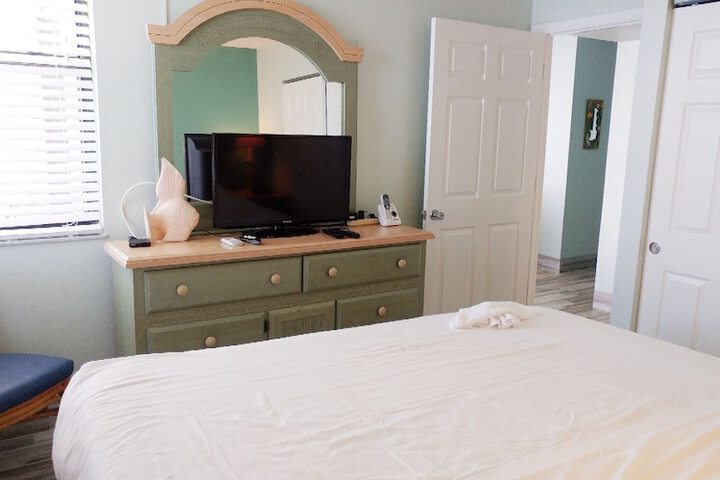 Room 42 of 137