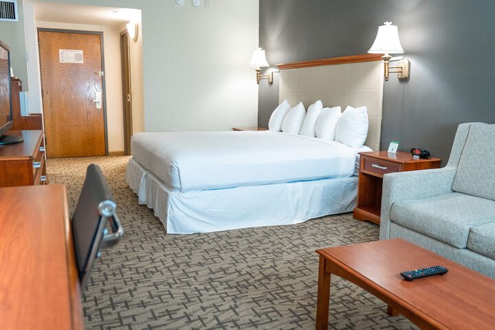 Room 43 of 62