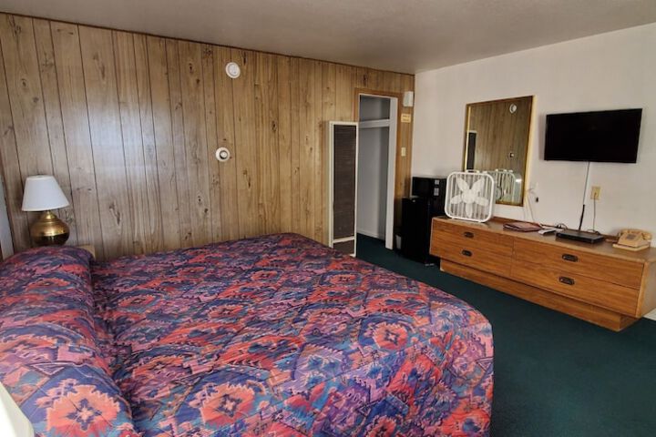 Room 30 of 57