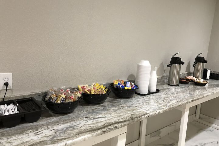 Breakfast/Coffee Service 48 of 57