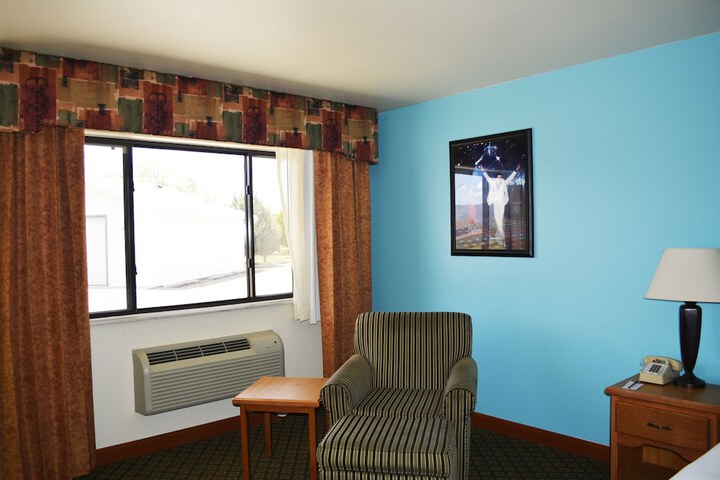 Room 12 of 50