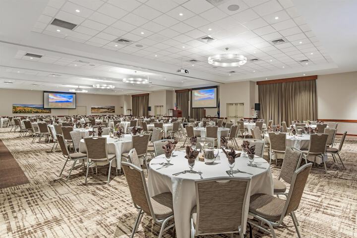 Best Western Plus GranTree Inn