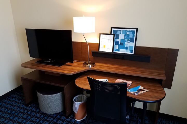 Room 12 of 30