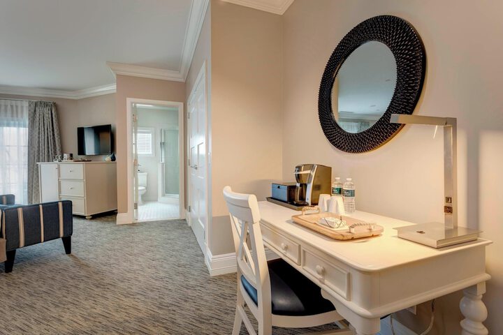 Room 88 of 211