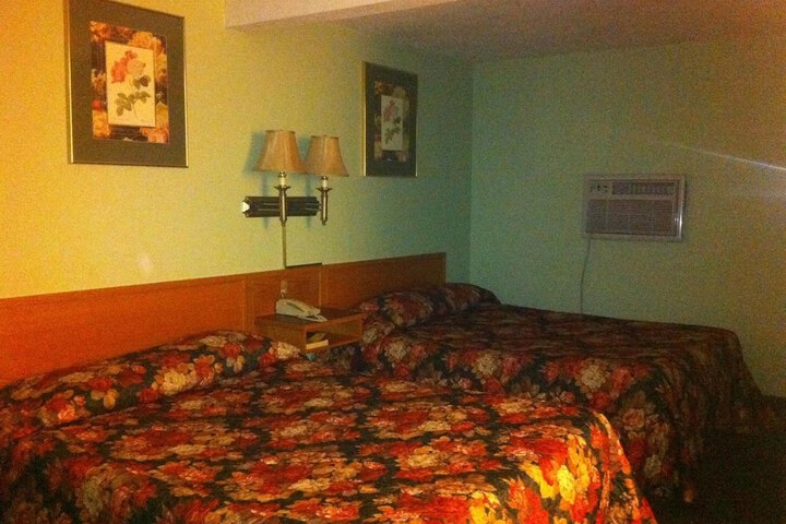 Room 21 of 47