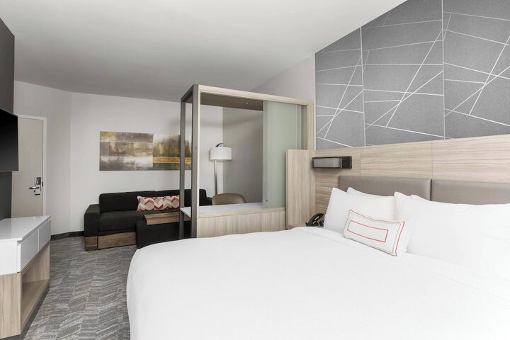 Room 14 of 75