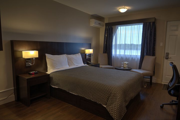 Room 19 of 37