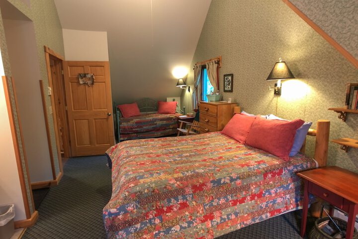 Room 24 of 64