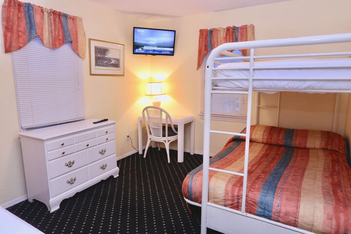 Room 46 of 61