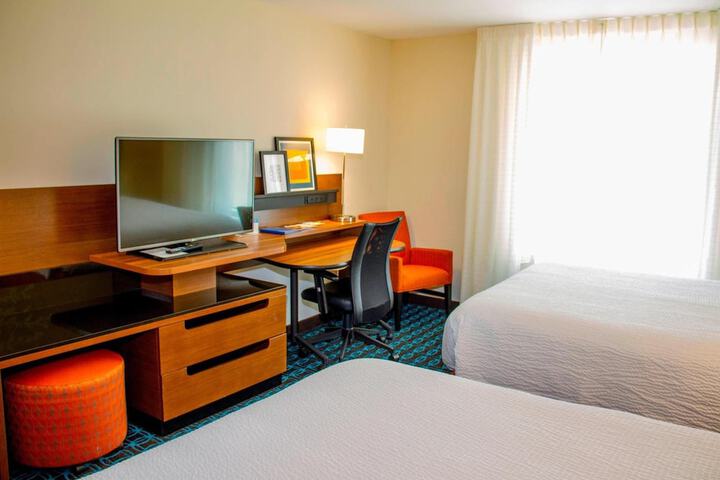 Wavecrest Lodge
