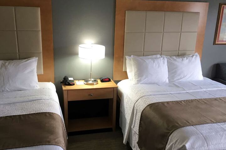 Room 11 of 17