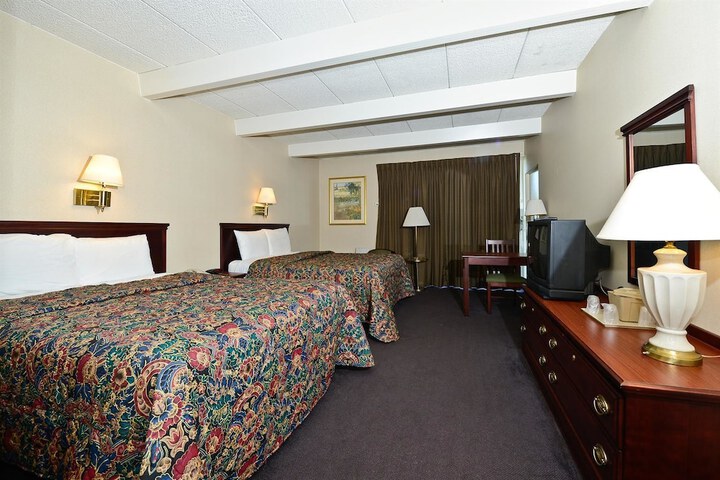 Americas Best Value Inn Phillipsburg
