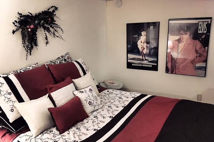 Room 55 of 82