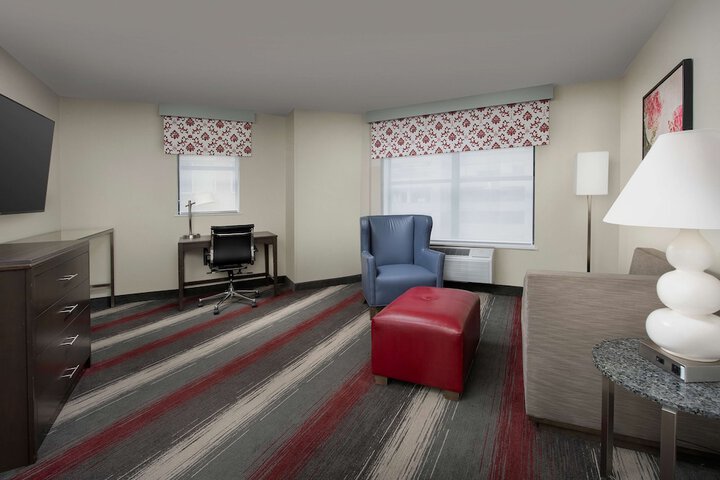 Room 47 of 96