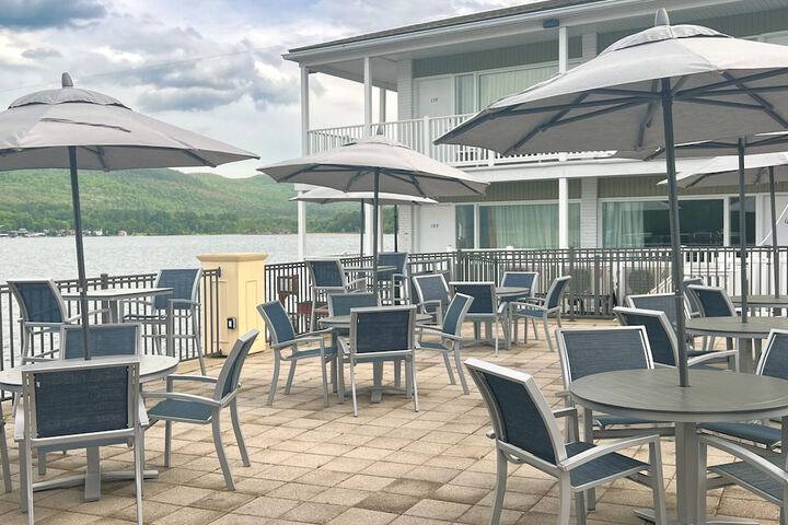 The Georgian Lakeside Resort