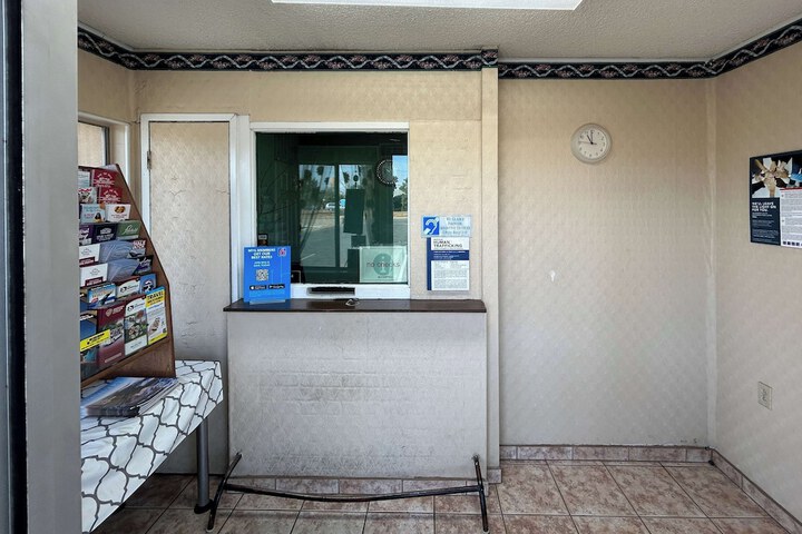 Motel 6 Selma CA