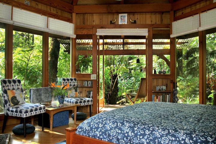 Room 6 of 31
