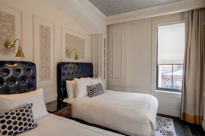 The Adelphi Hotel