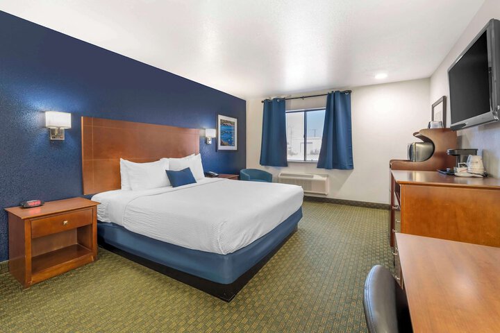 Room 8 of 31
