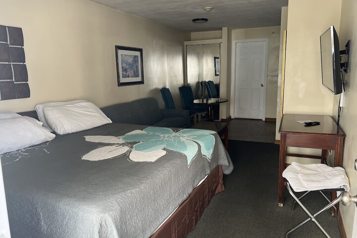 Room 86 of 93