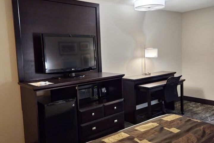 Room 73 of 115