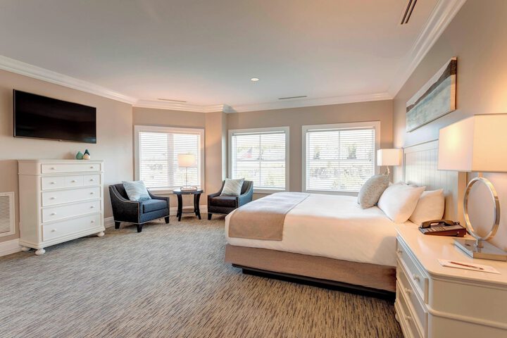 Room 107 of 211
