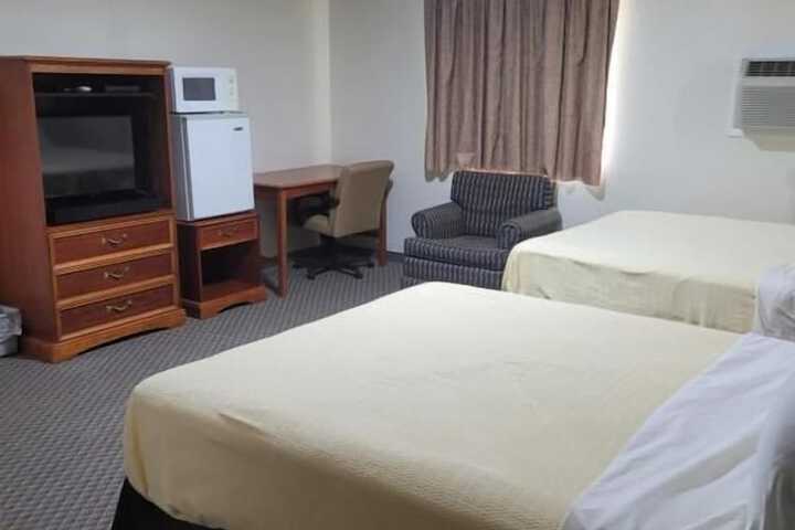 Lake Stop Resort