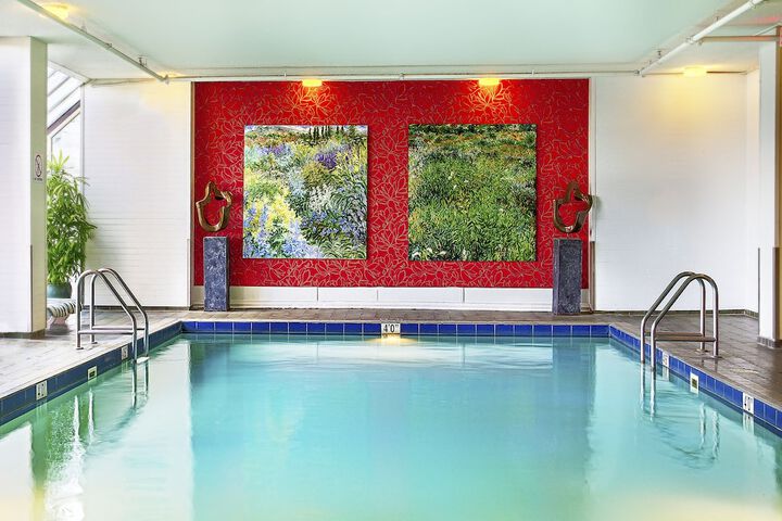 Pinnacle Hotel Harbourfront