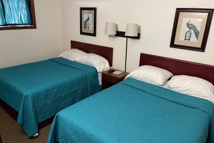 Highland Court Motel