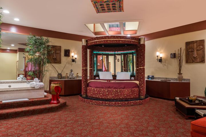 Room 50 of 72