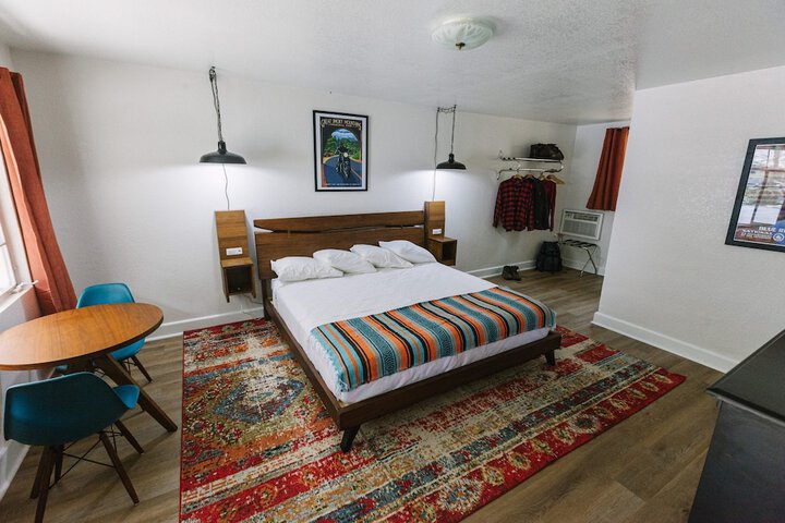Room 17 of 42