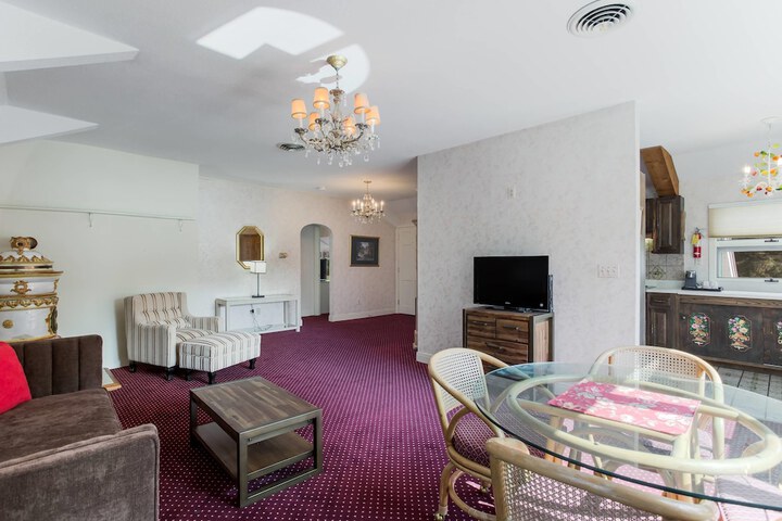 The Palmer House Resort an Ascend Collection Hotel