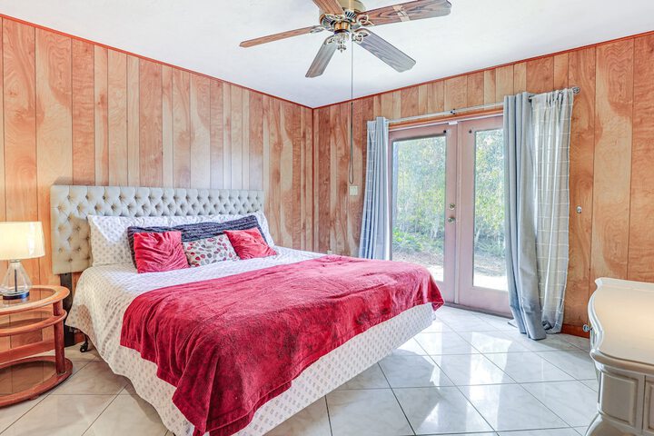 Lake Placid Home w / Screened Porch: Near Lake Clay