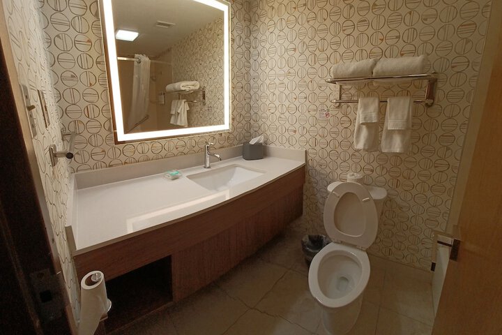 Room 12 of 31