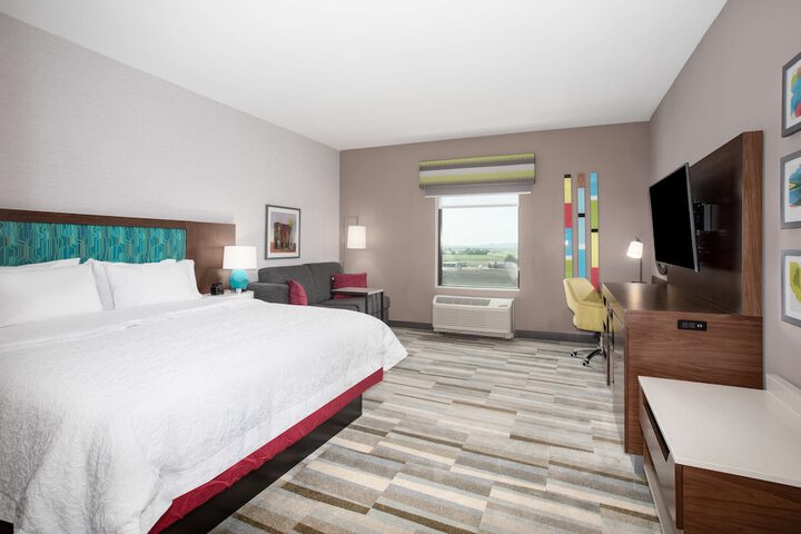 Room 21 of 49