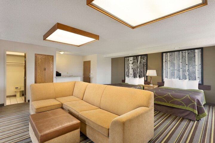 Room 3 of 17