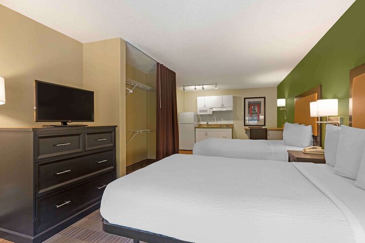 Extended Stay America Suites Washington DC Falls Church