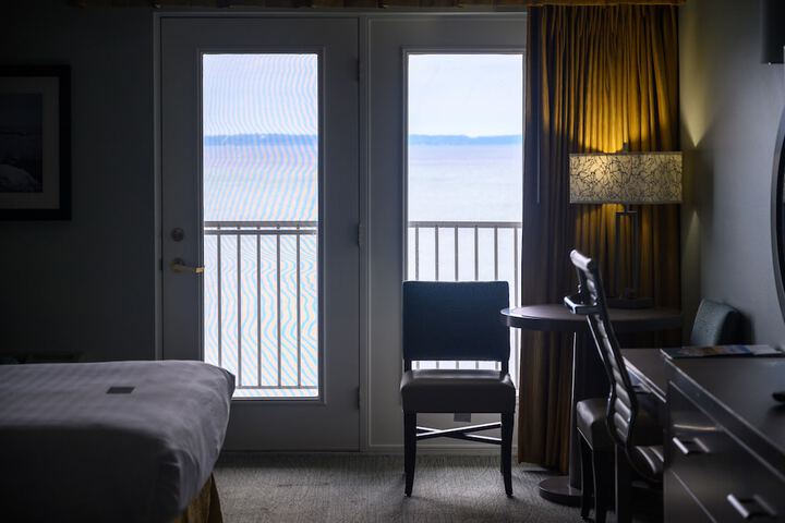 Room 53 of 149