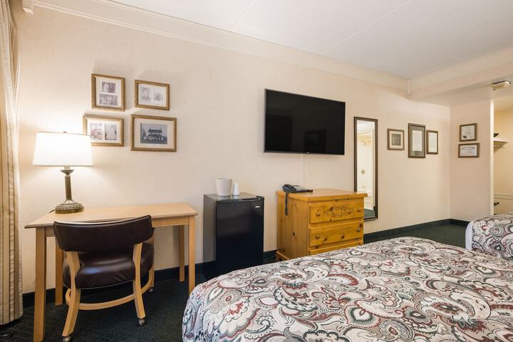 Room 26 of 53