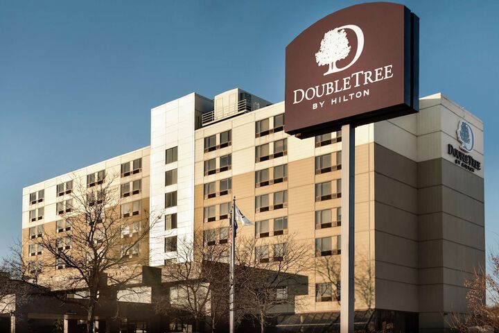 Hotel 2 of 53