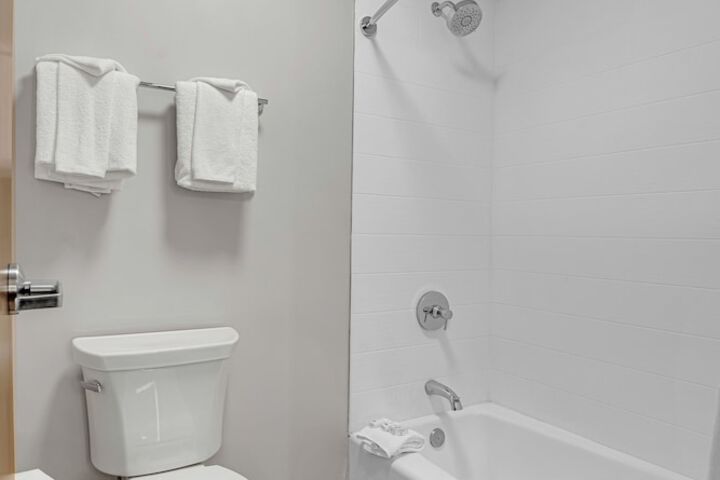 Room 82 of 120
