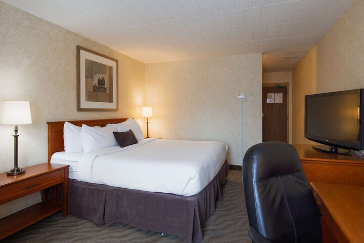 Best Western North Bay Hotel & Conference Centre