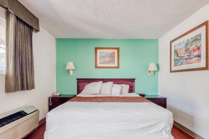 OYO HOTEL GLOBE MIAMI AZ - HIGHWAY 60