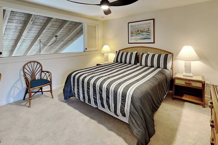 Room 42 of 97