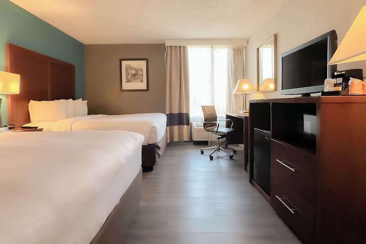 Room 60 of 77