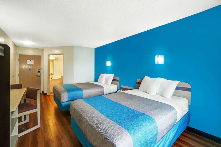 Room 14 of 31
