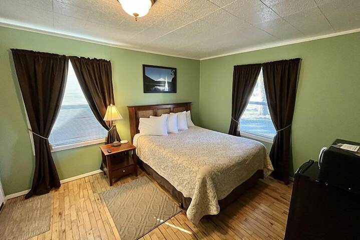 Cascade Motel