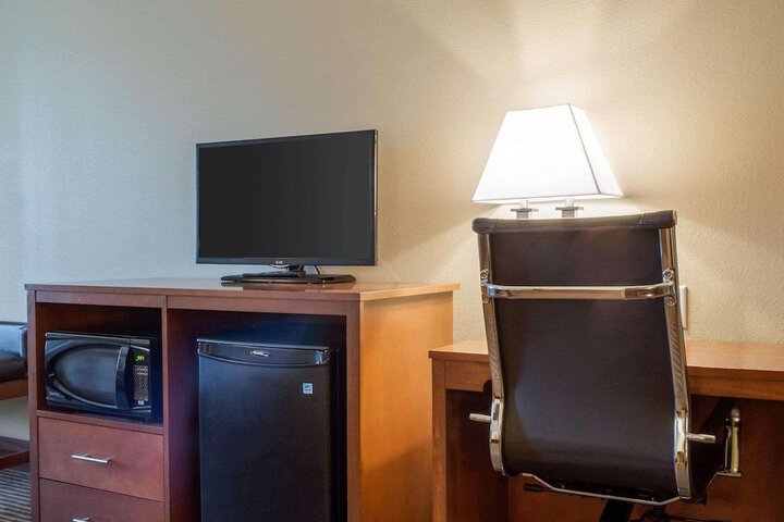 Comfort Inn & Suites Watford City