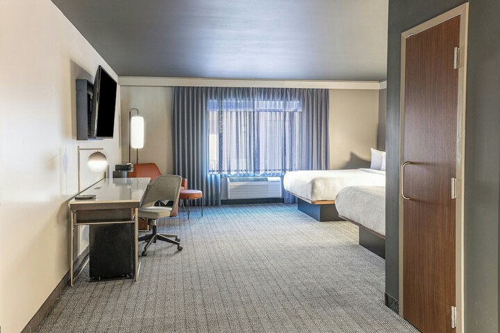 Courtyard by Marriott Wichita at Old Town