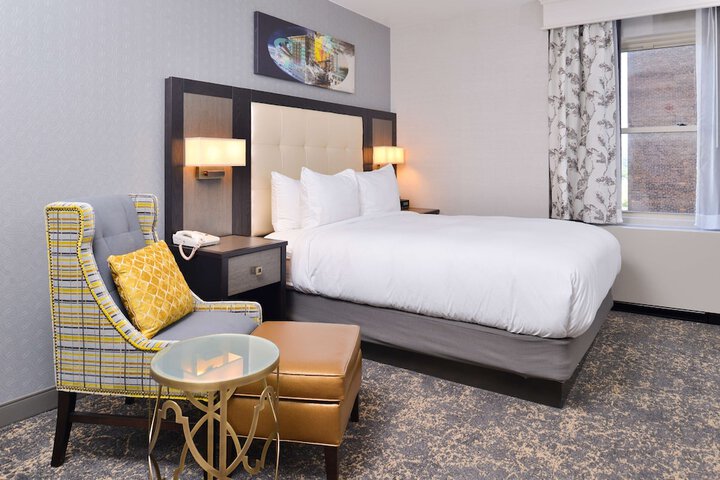 DoubleTree by Hilton Utica